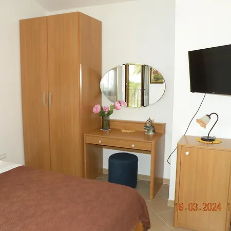 Dkg Apartment