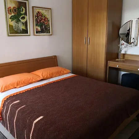 Dkg Apartment